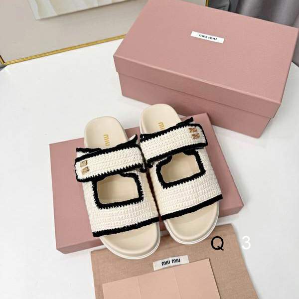 Picture of Miumiu Slippers _SKUMiuMiusz35-40QM0605227
